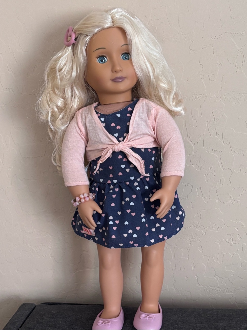 Like NEW 18” Blonde Fashion Doll Wavy Hair Blue Eyes | New outfit | Kidcore